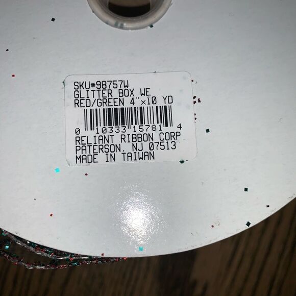 Christmas Two Spools of Glitter Box red/green ribbon - Picture 3 of 5